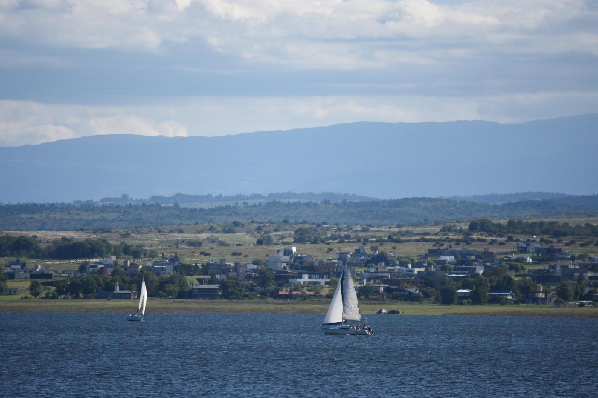 Peperina Lago Los Molinos Villa Ciudad de America Ngoại thất bức ảnh
